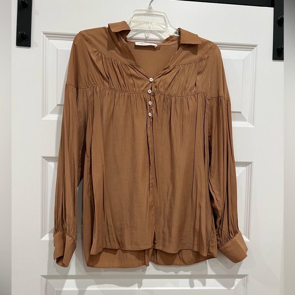 Women’s blouse